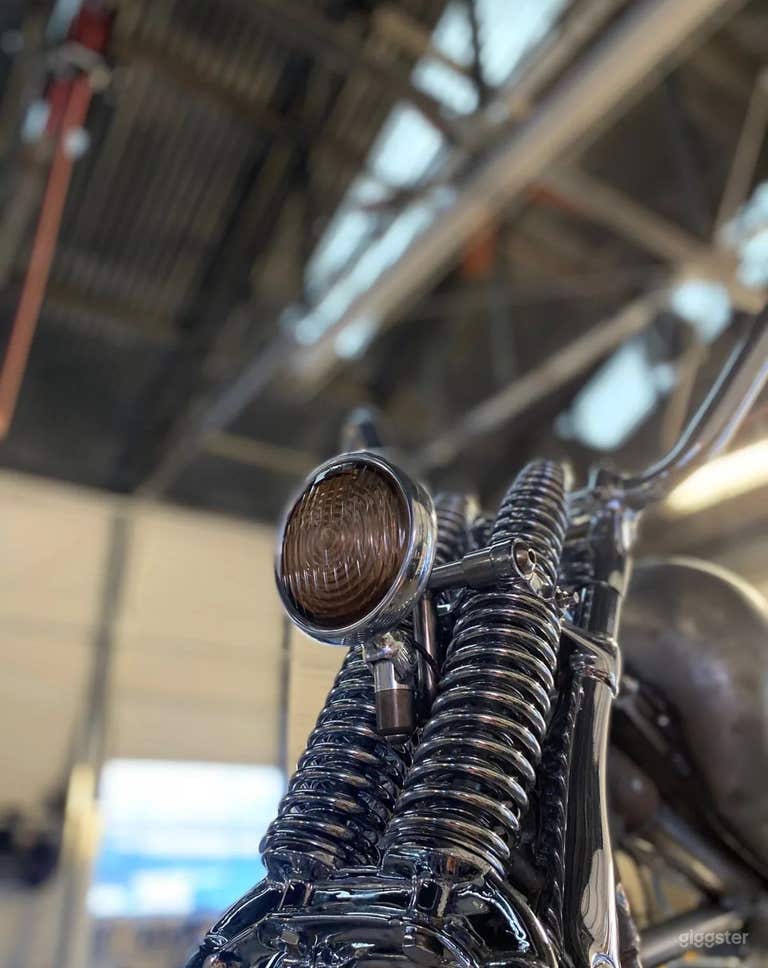  Custom Vintage Motorcycle Shop in Ventura 