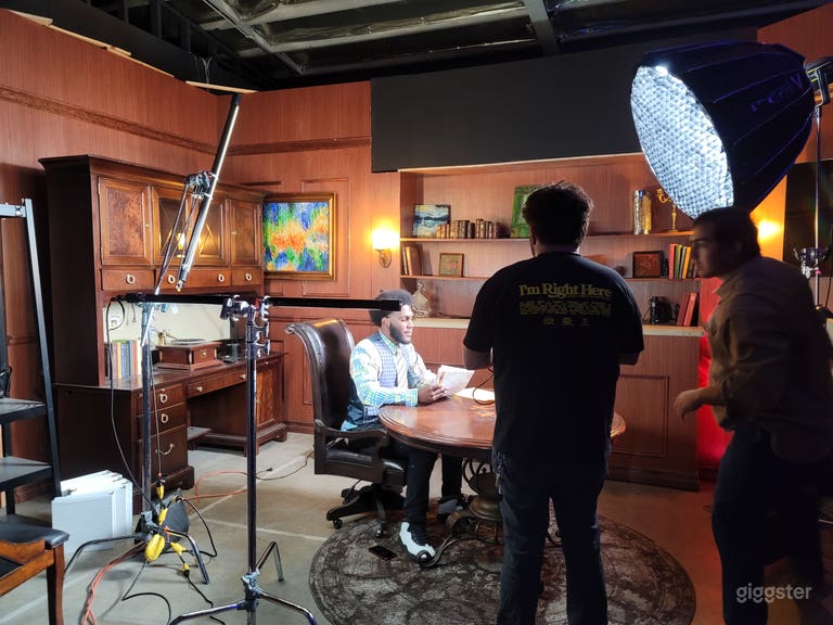  Larry King' studio with hundreds of sets and props 