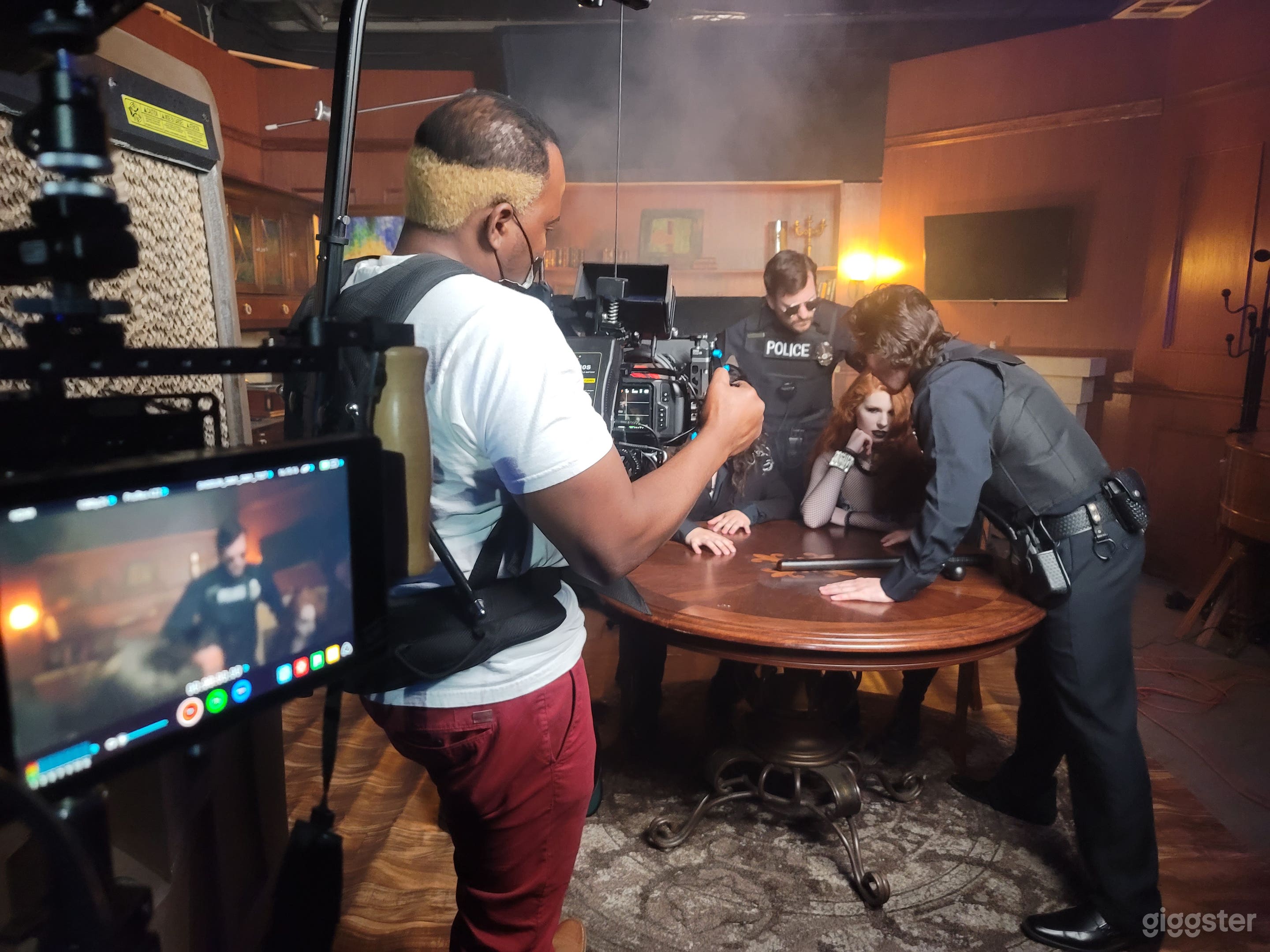 Larry King's set - studio B 