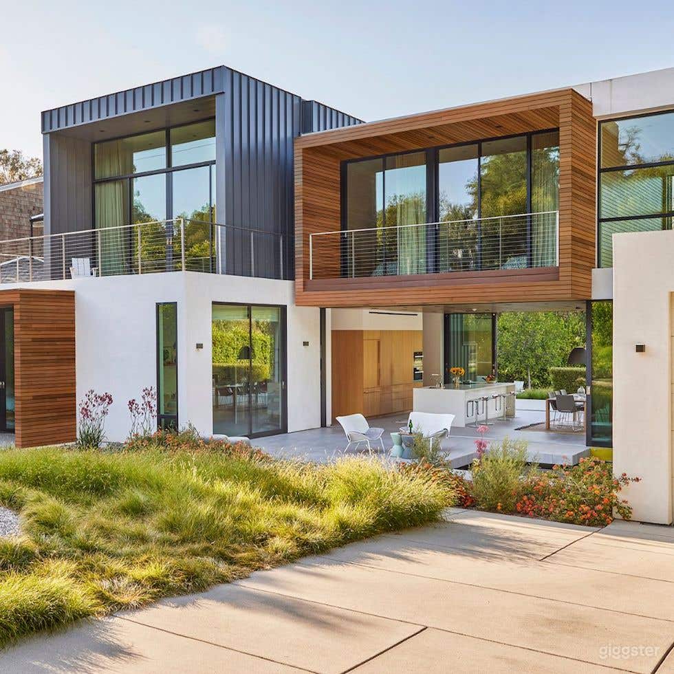 #293 Modern Tarzana Photo 4