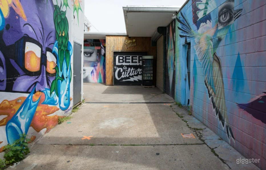 Outdoor &amp; Indoor Space For Intimate Private And Corporate Events Photo 4