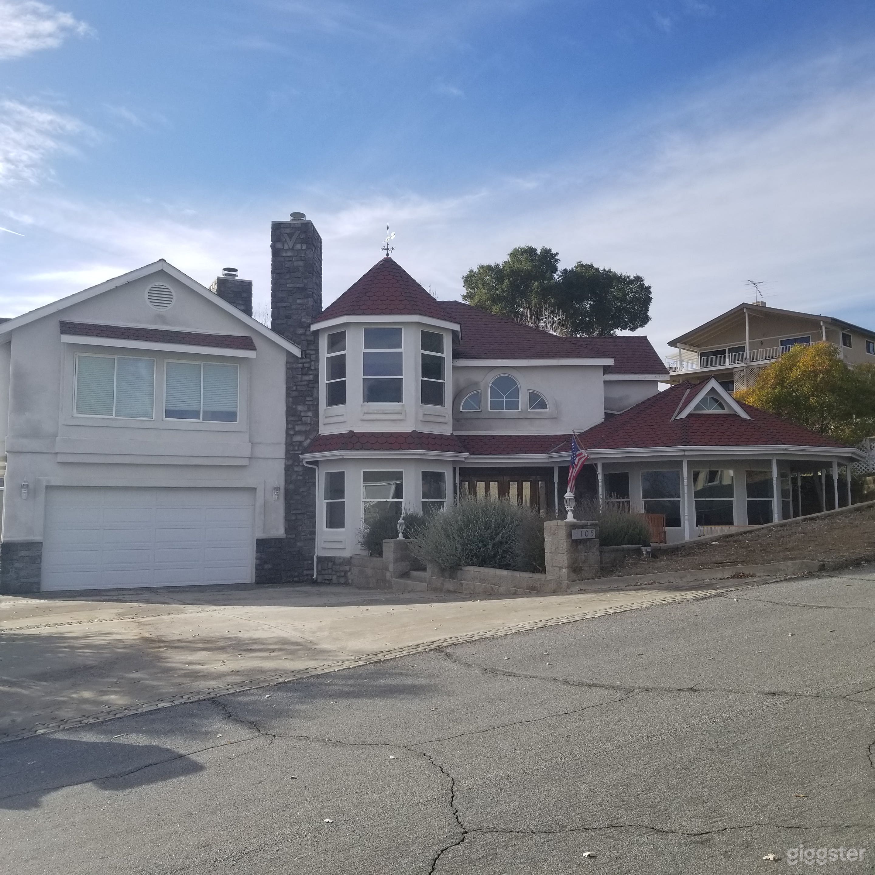 The Hotel at the LAKE  Photo 1