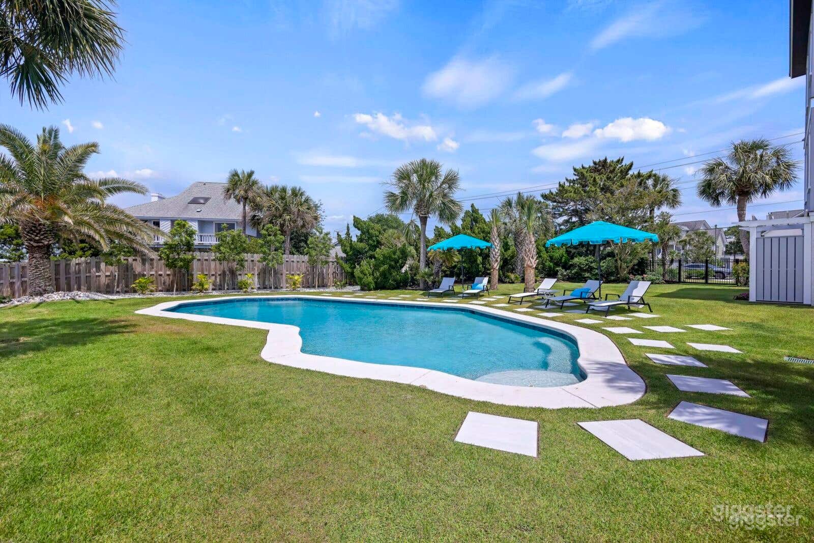 Luxury Pool-Only Rental in Waterfront Paradise Photo 1