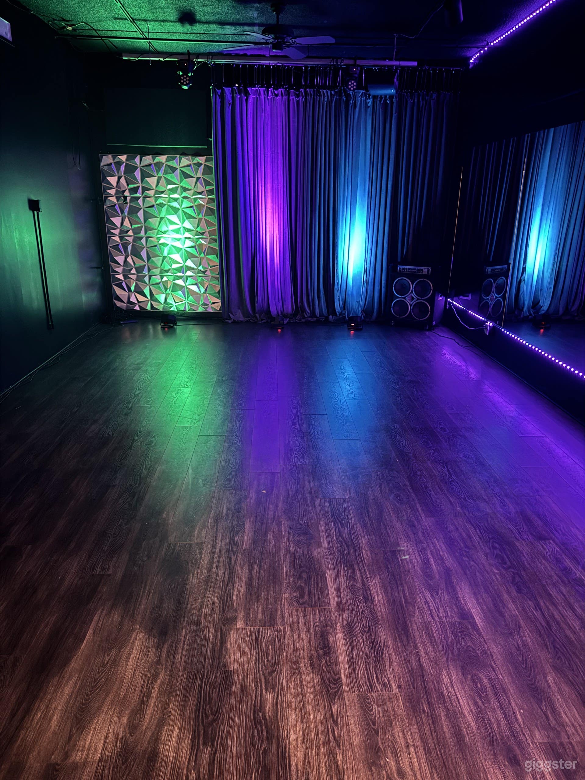 Burbank Location for your Events and Productions Photo 3