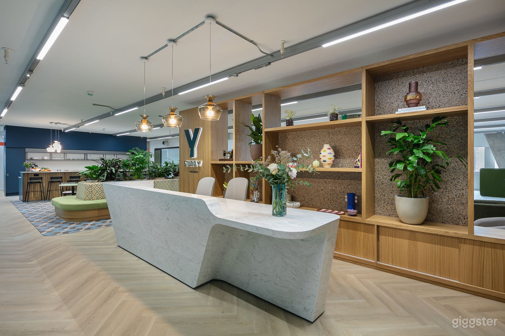 Co-Working Space in Y Photo 4