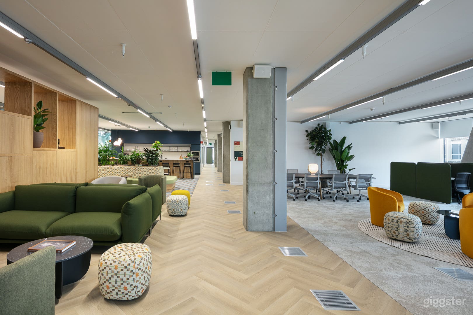 Co-Working Space in Y Photo 2