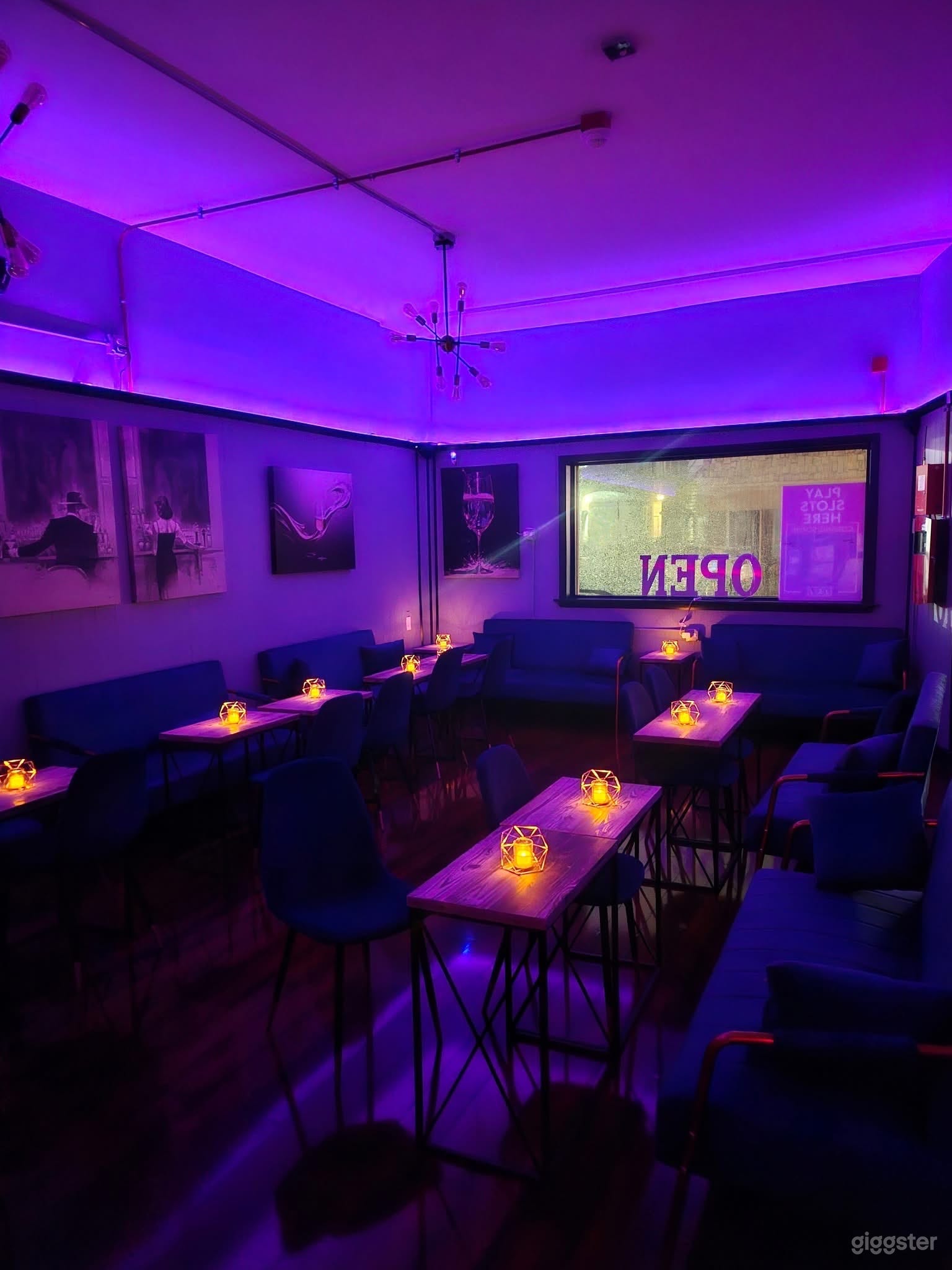 Downtown Wine Bar with Glamorous & Cozy Ambiance Photo 3