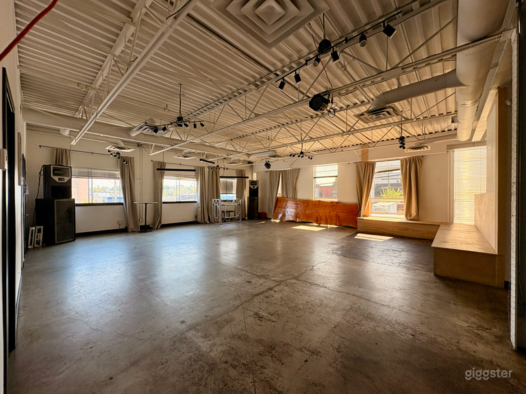  Loft | Bright & Versatile Industrial Event Space 