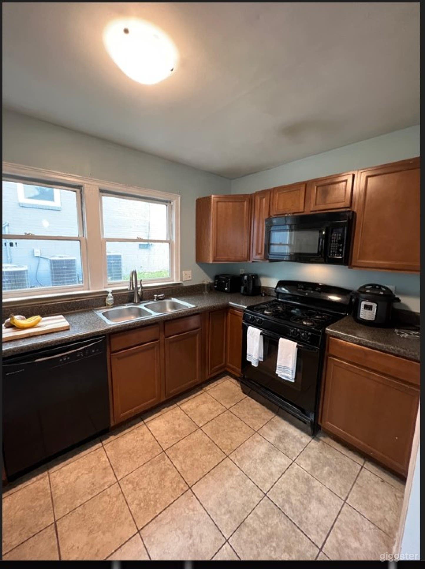 A Dining Area Transformed for Film and Photoshoot  Photo 1