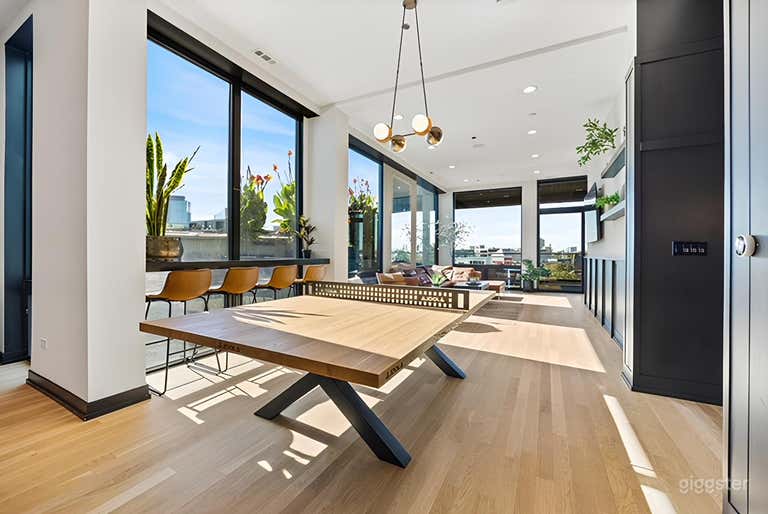  Rooftop Space with Panoramic City Views 