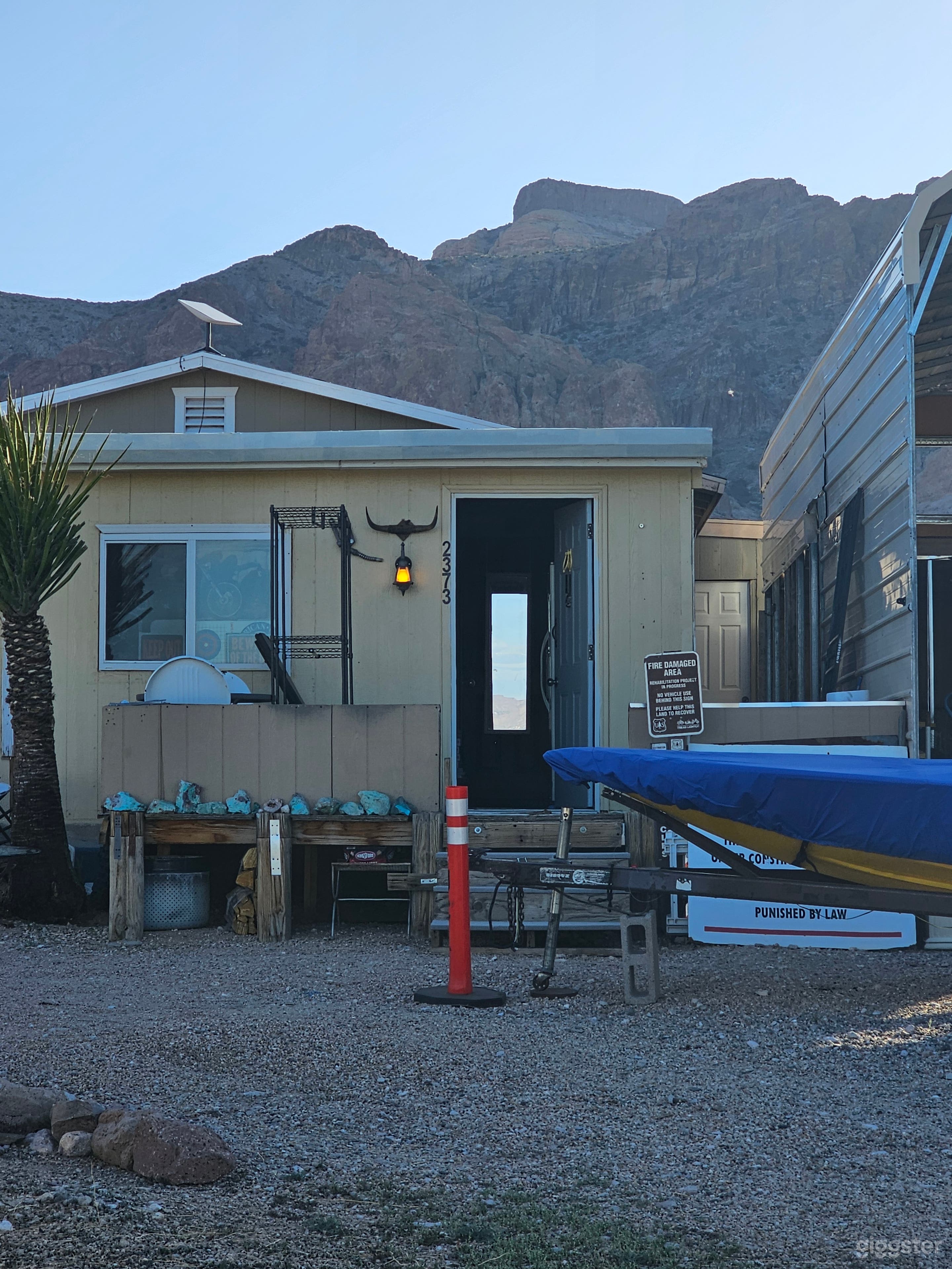 Rustic 2.5-Acre Ranch with House &amp; Outbuildings Photo 2