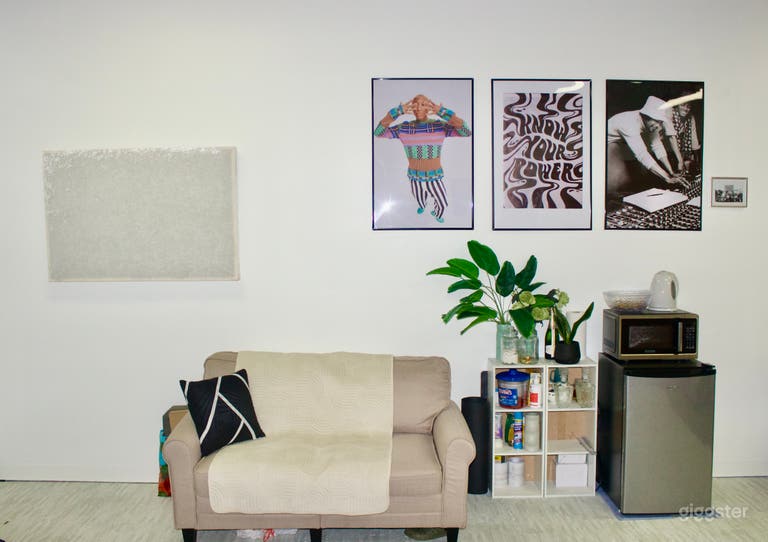  Creative Studio Office 