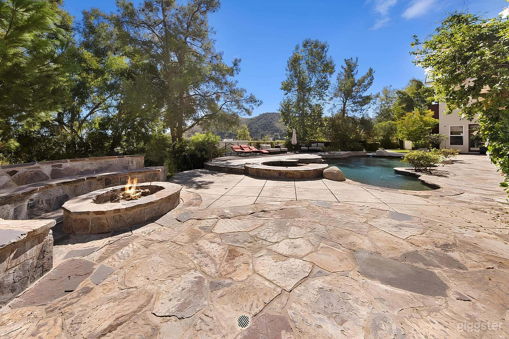 Hillside Pool &amp; Spa with Panoramic Sunset Views Photo 3