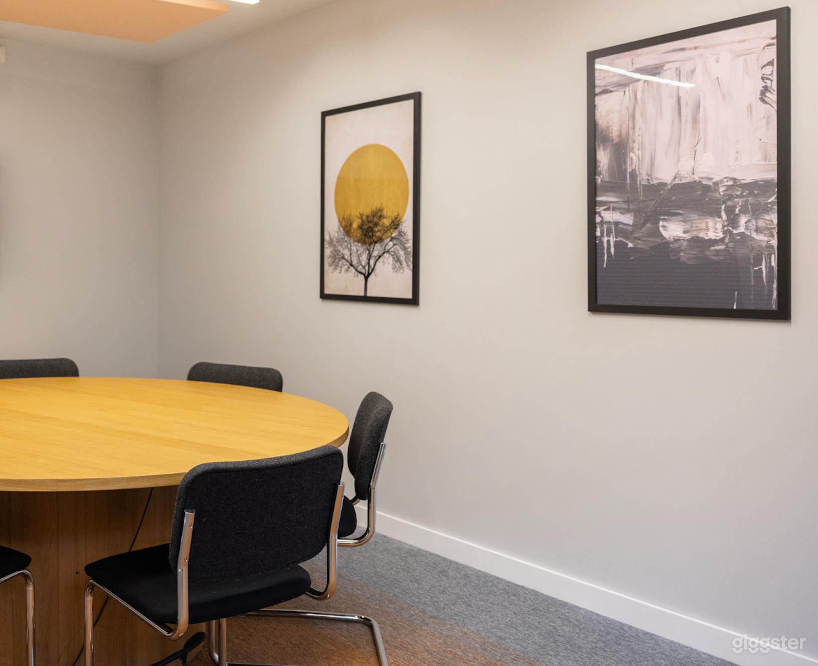 Meeting Room E for Meetings Photo 2