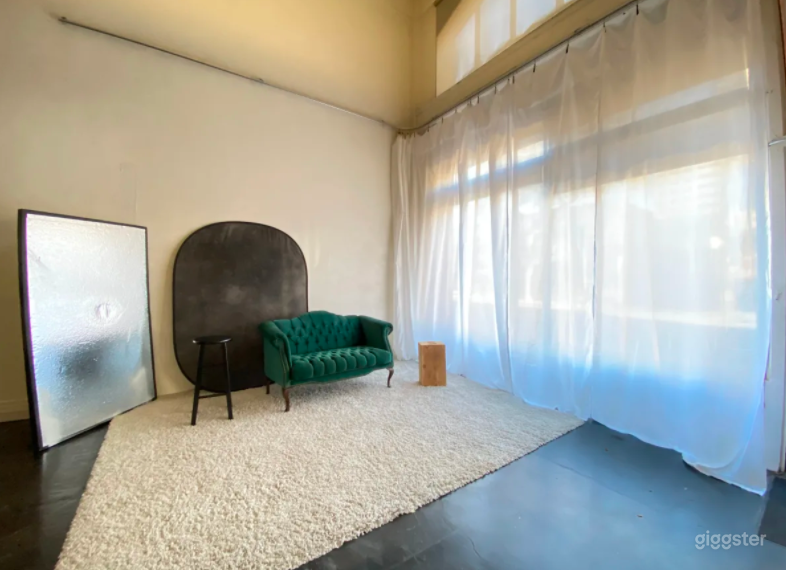 Natural Light Studio Photo 3