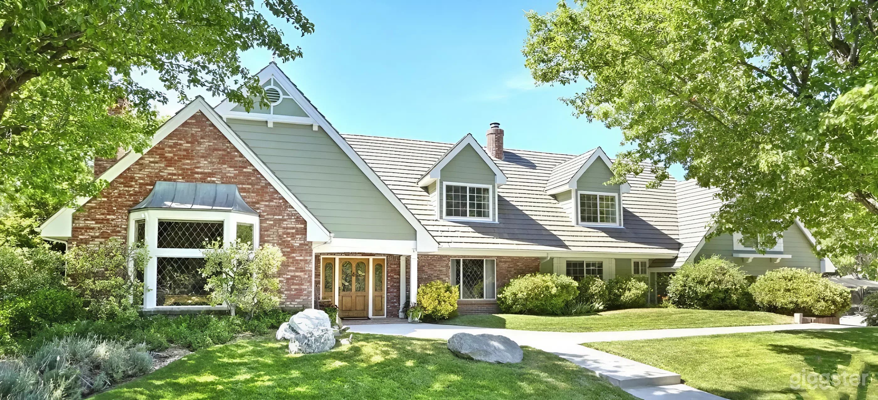 Ranch with Horse Facilities, Cows, Orchard, Forest, and More Photo 2