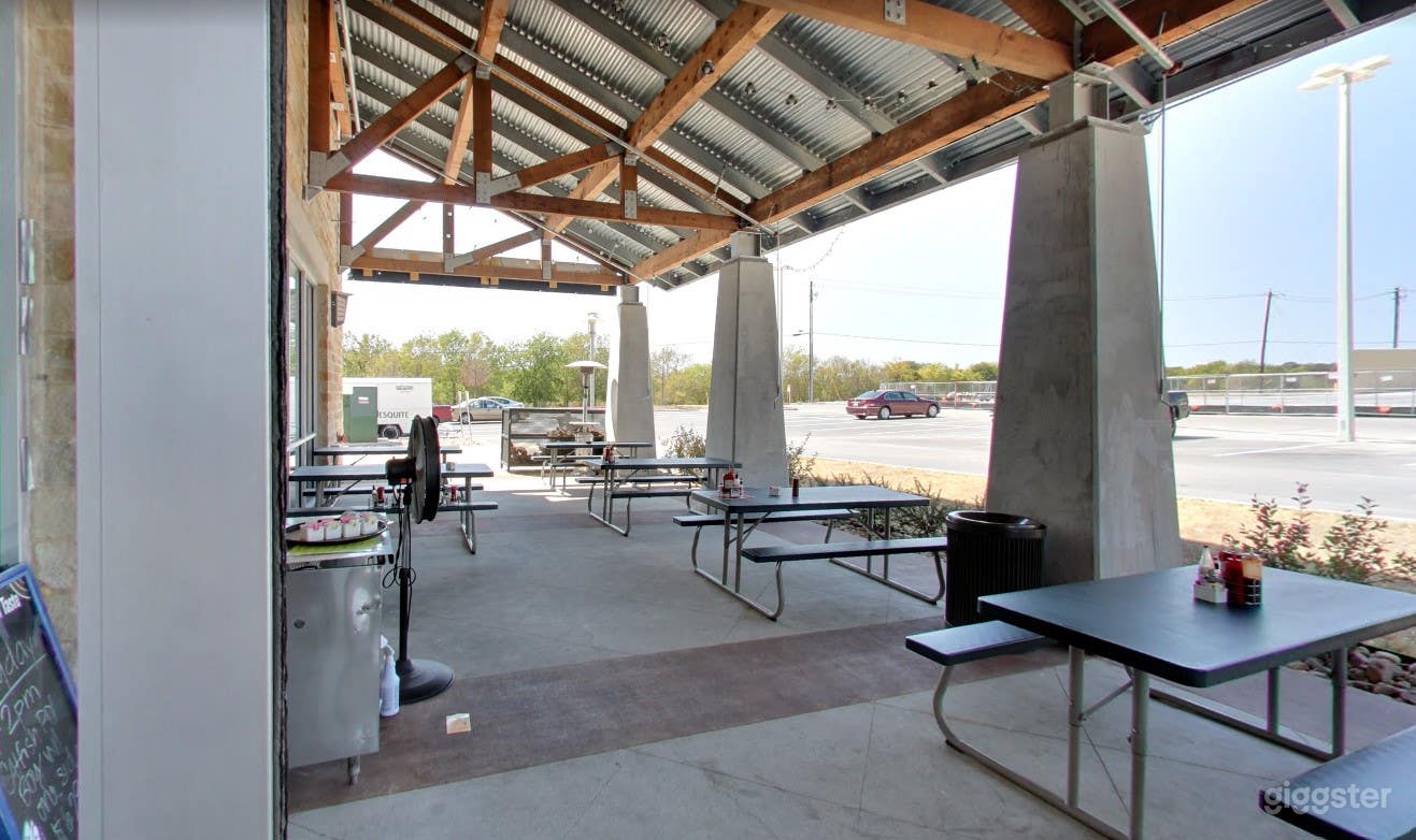 The Green Mesquite BBQ Photo 4