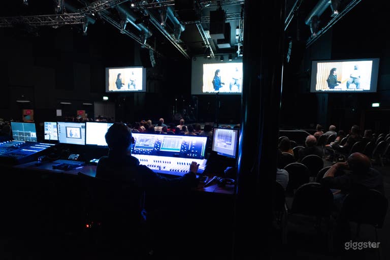  Cambridge Conference Centre 