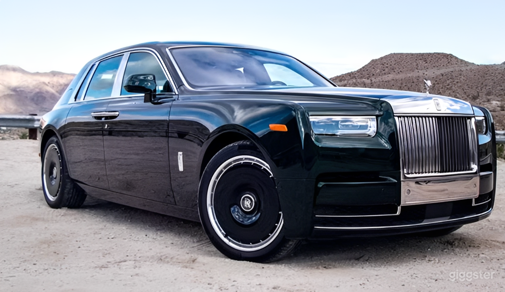 Rolls-Royce White Glove Chauffeur Experience Photo 1