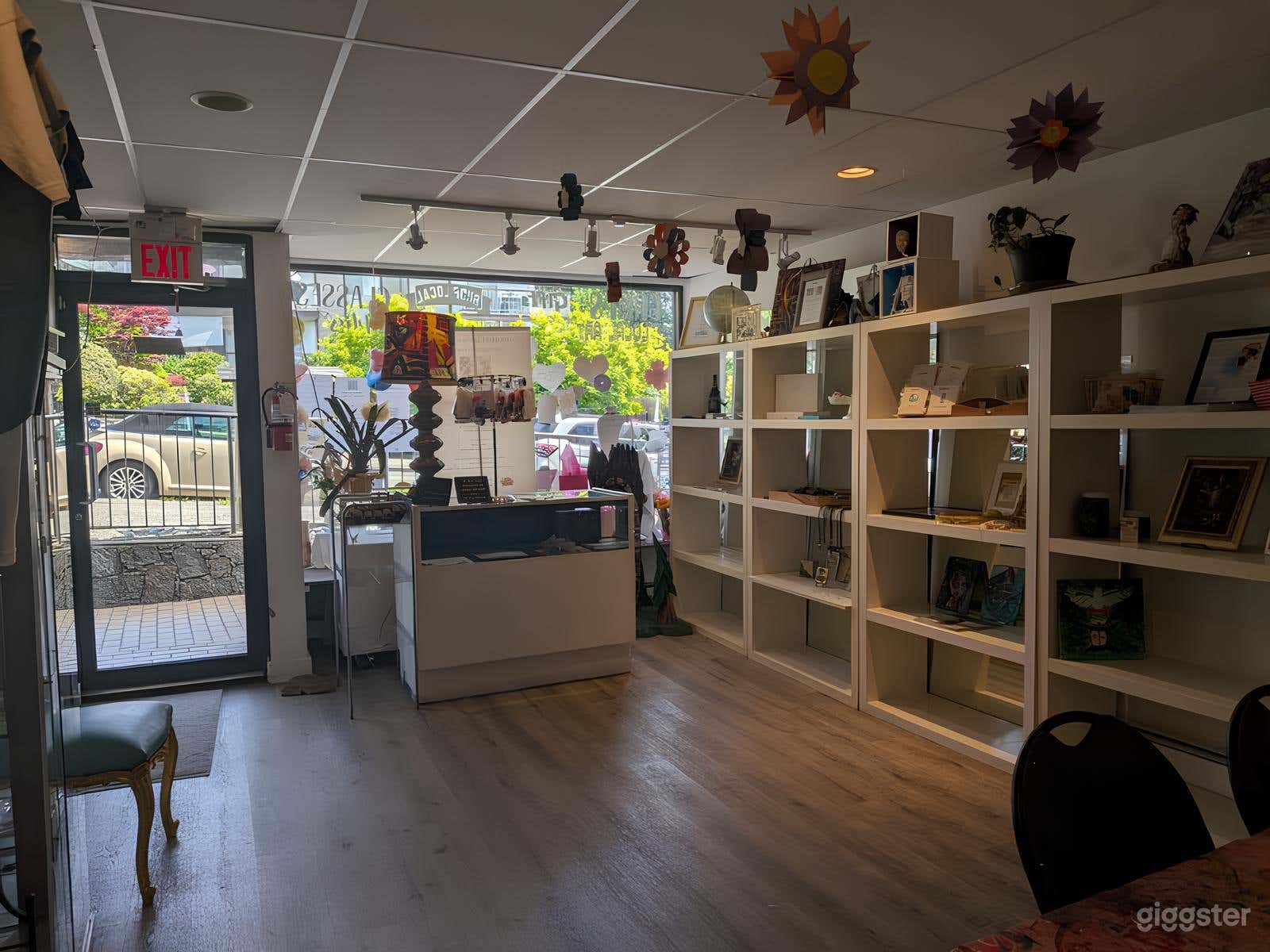Boutique Art Studio & Gallery Photo 4