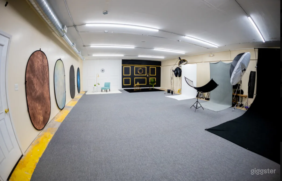 Affordable Photo/Video Studio near Chicago Photo 1