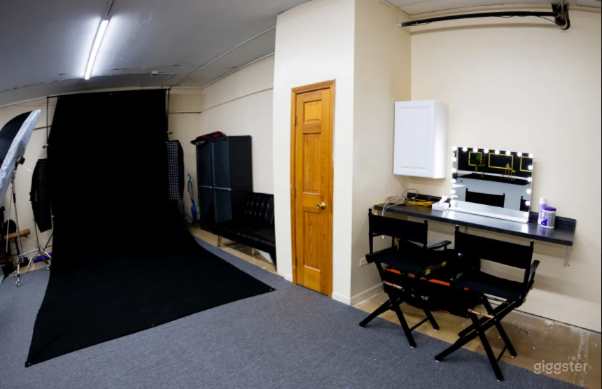 Affordable Photo/Video Studio near Chicago Photo 4