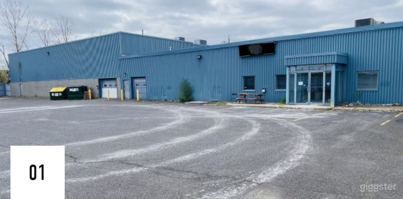 NEW FILM STUDIO IN THE ROSEMONT DISTRICT  Photo 1