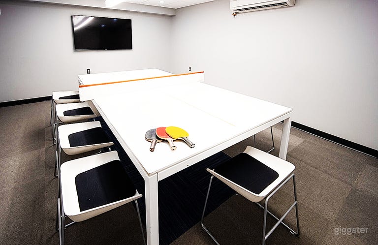  Albus - Basement Meeting Room  