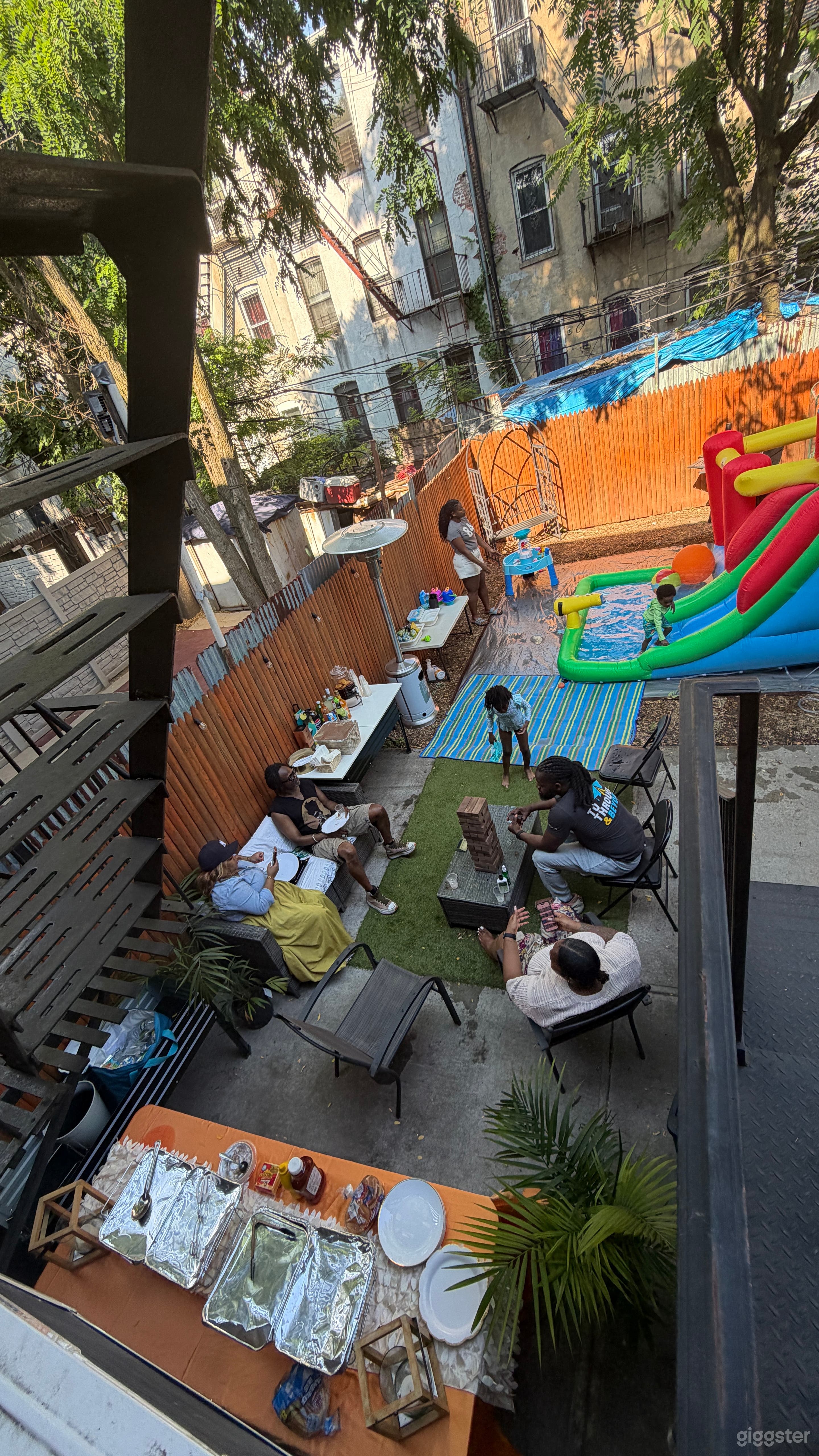 Flexible Backyard in Brooklyn Photo 4