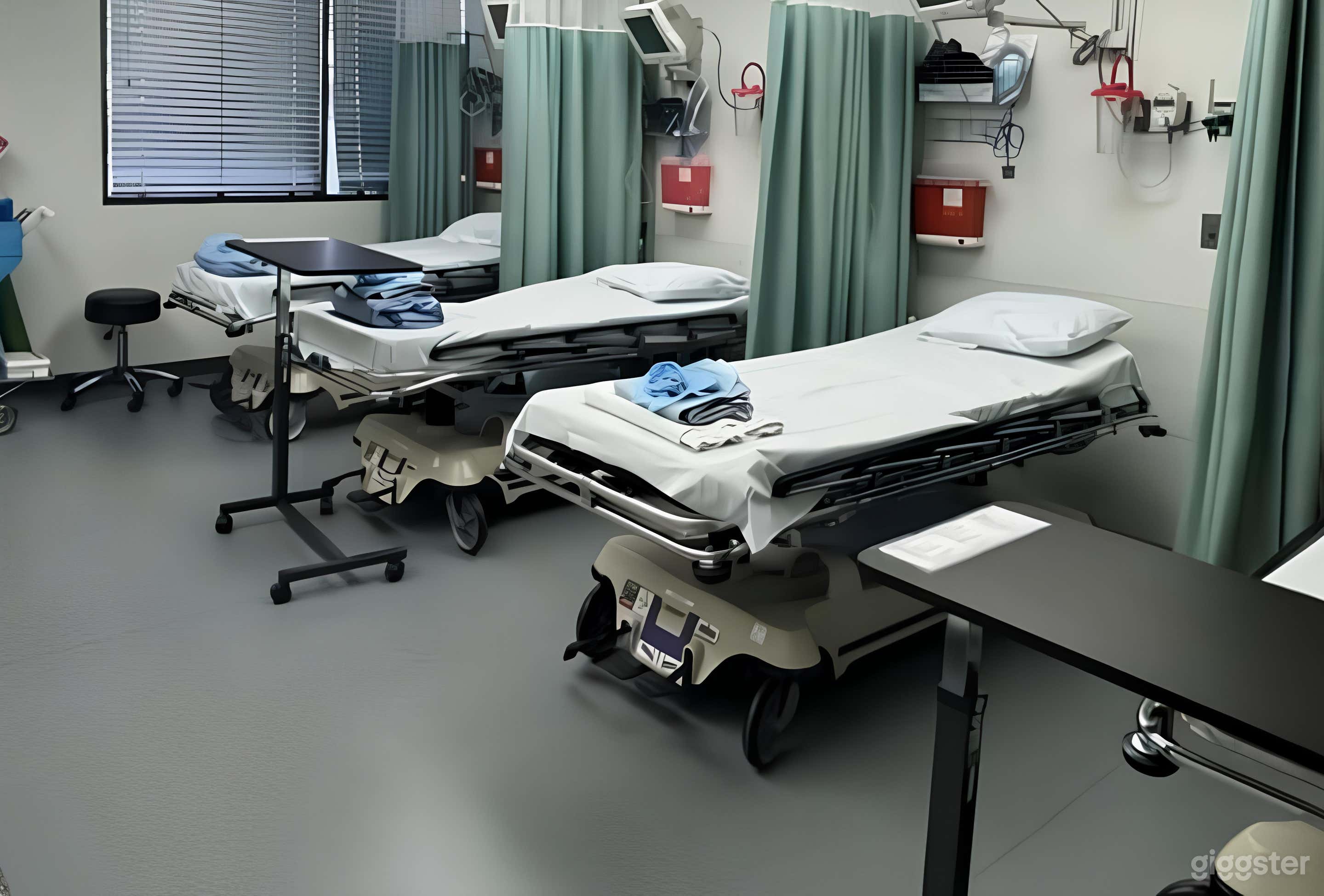 Fully Functioning Surgery Recovery Room Photo 3