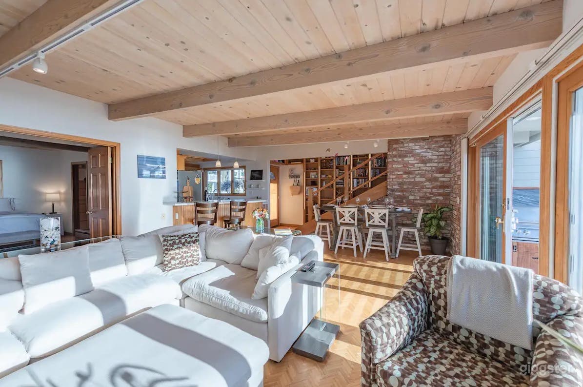 Cypress Sea Retreat   Photo 2