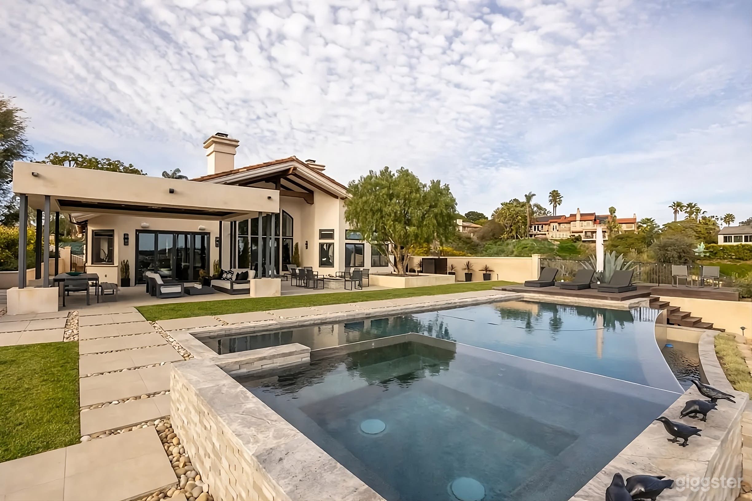 Hillside Backyard Oasis with Infinity Pool &amp; Scenic Views Photo 2