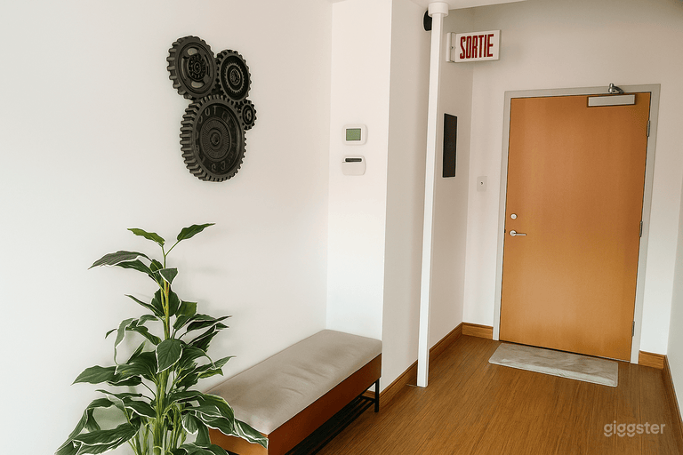  Old Montreal Loft • Karaoke • Private Events 