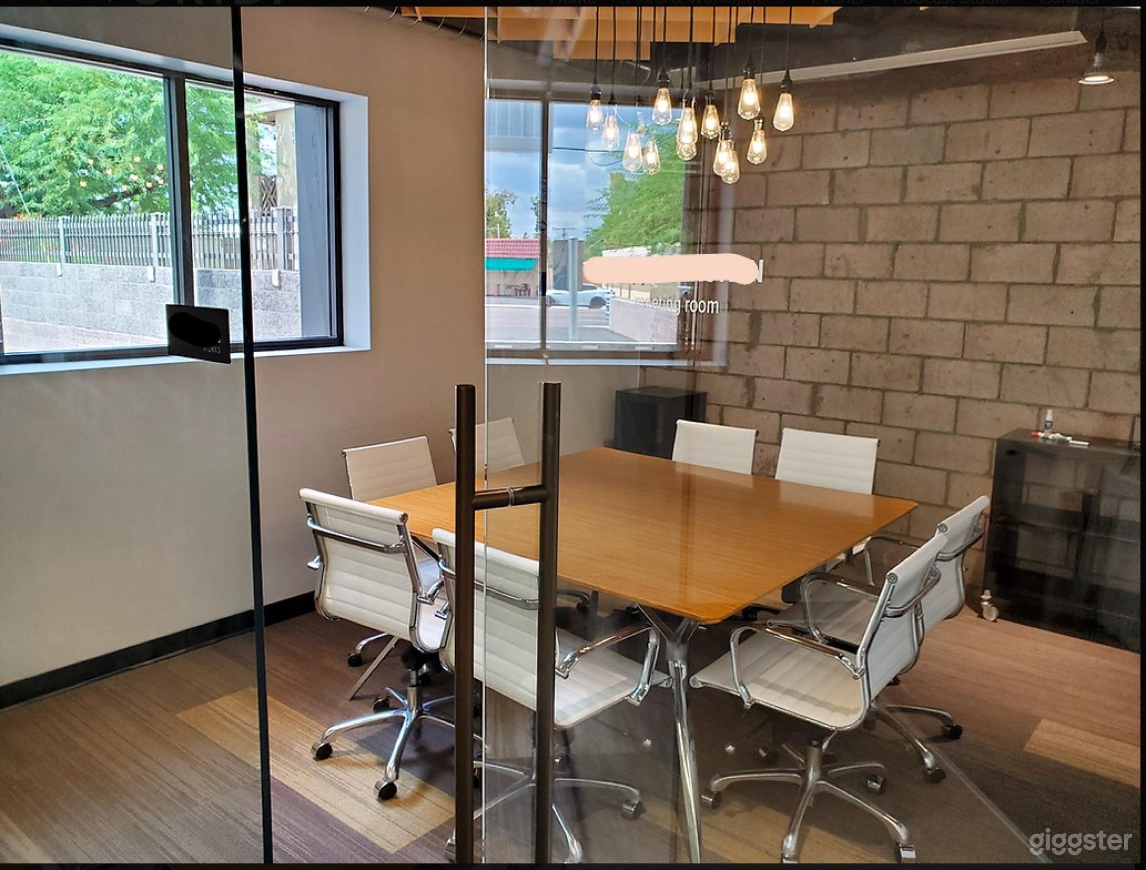 Intimate Meeting Space for Up to 8 Guests Photo 1