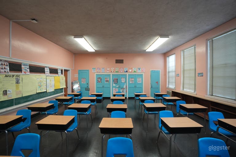  Vintage Pastel Classroom School w/ Library, Stage & Lock 