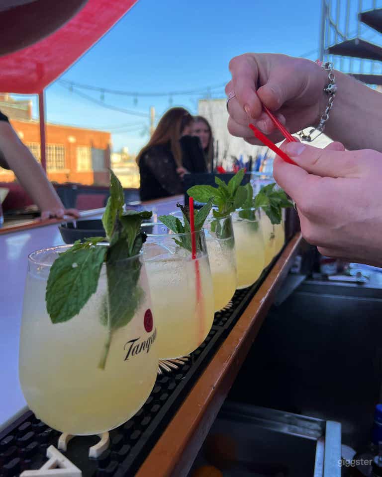  Ultimate, Multi-Level Rooftop Deck In Milwaukee 