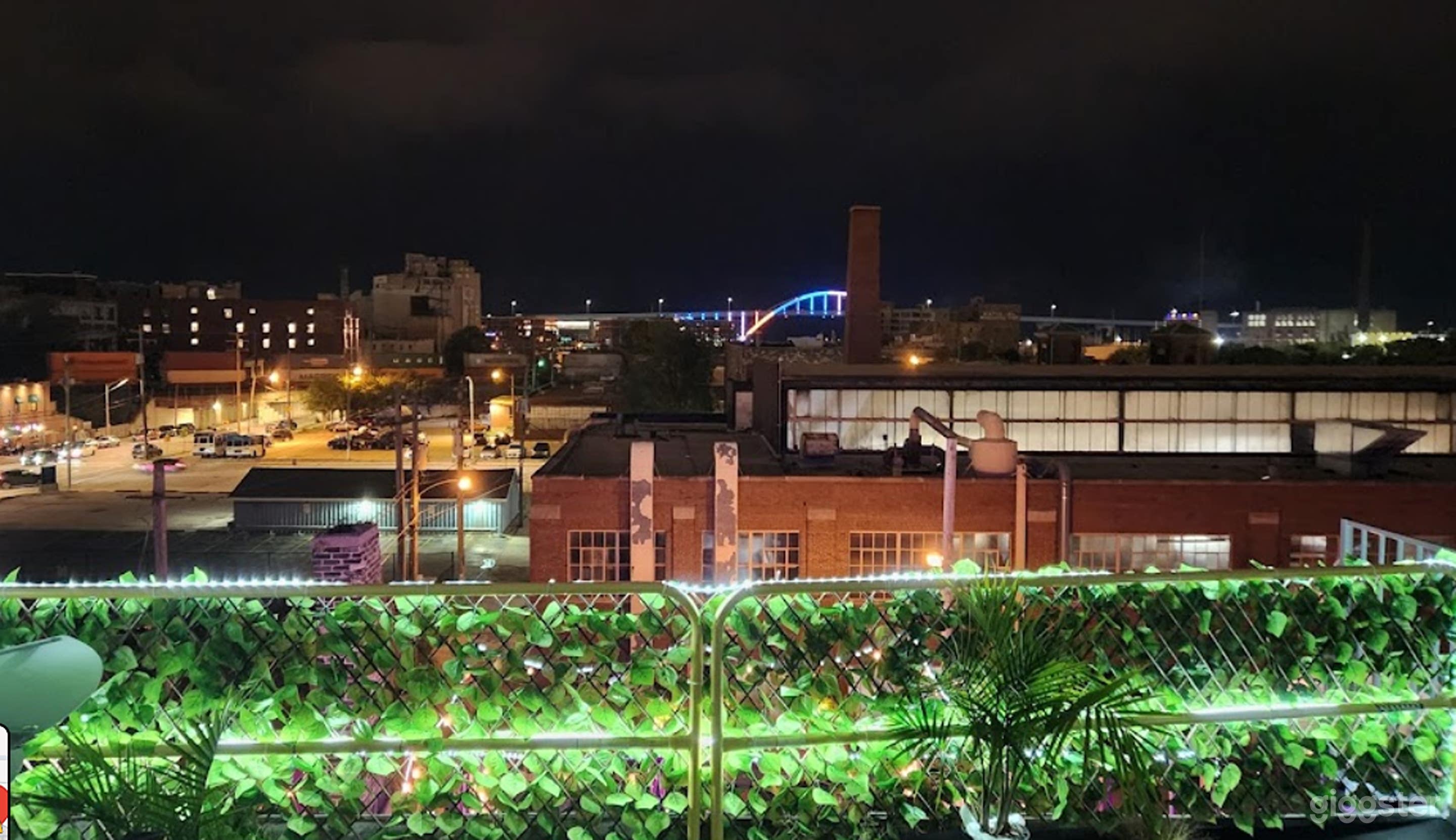 Ultimate, Multi-Level Rooftop Deck In Milwaukee Photo 4