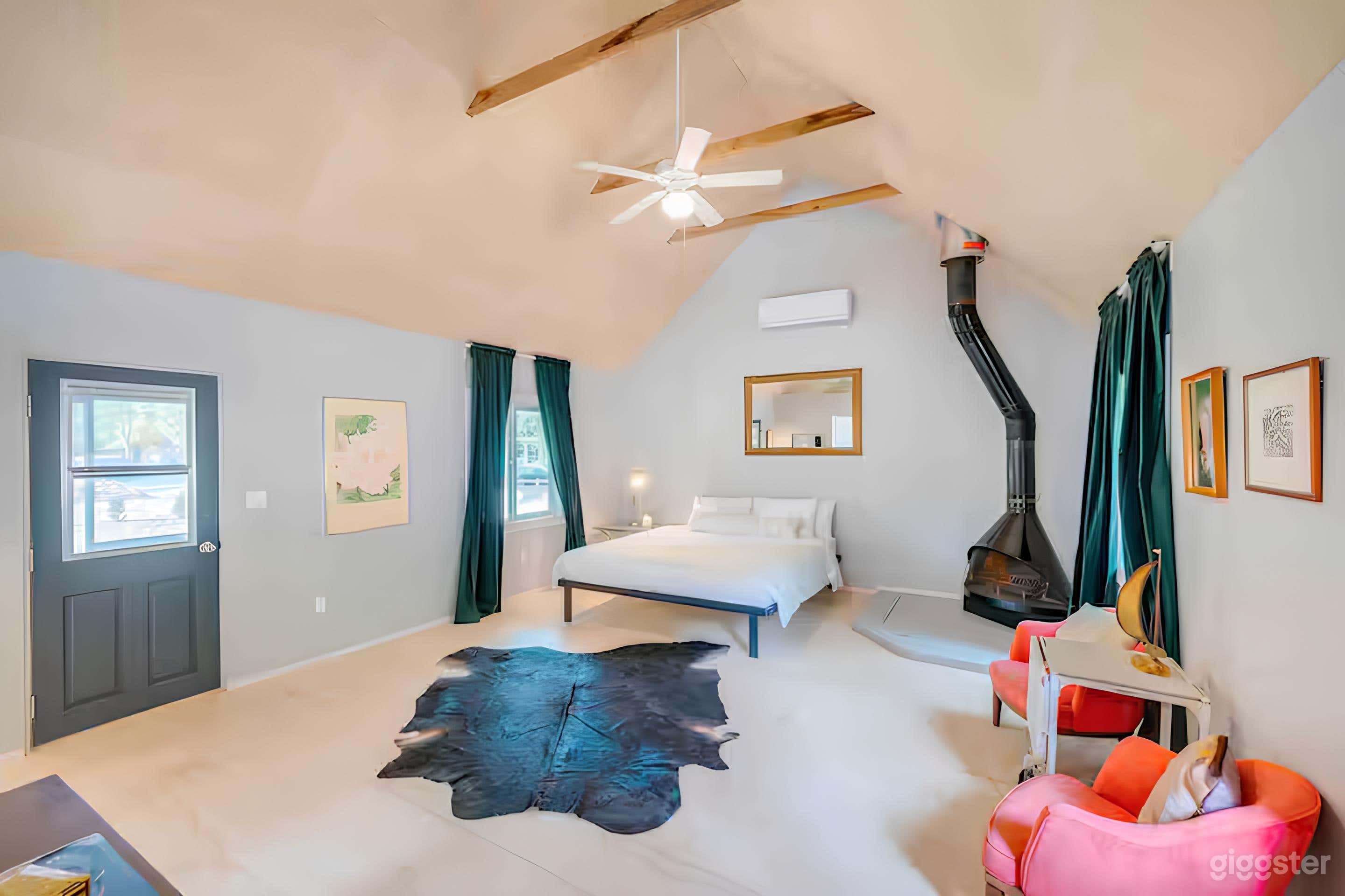 Spacious Cabin 7 Photo 3