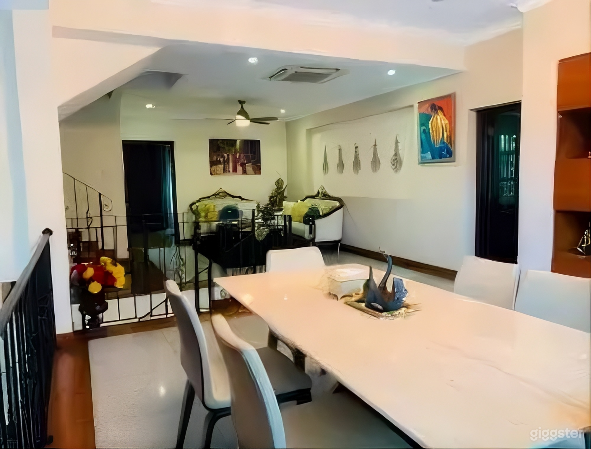 Landed bungalow / modern life style Photo 2