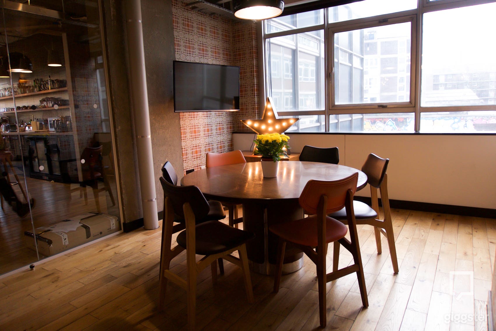 Meetings in The West Room Photo 4