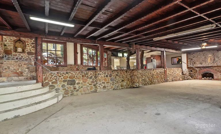  Canyon Indoor/Outdoor Event Space 