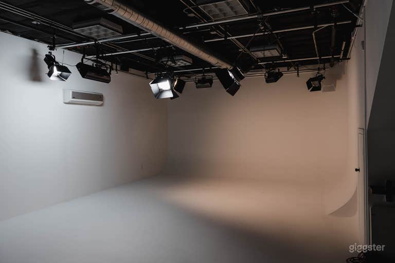  Sleek Rancho Cucamonga Studio for Photography & Film 