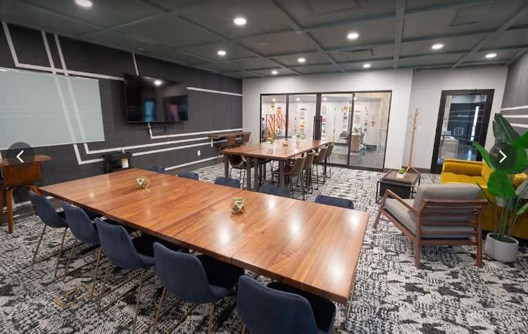  Plaza-98 Room in Cincinnati 