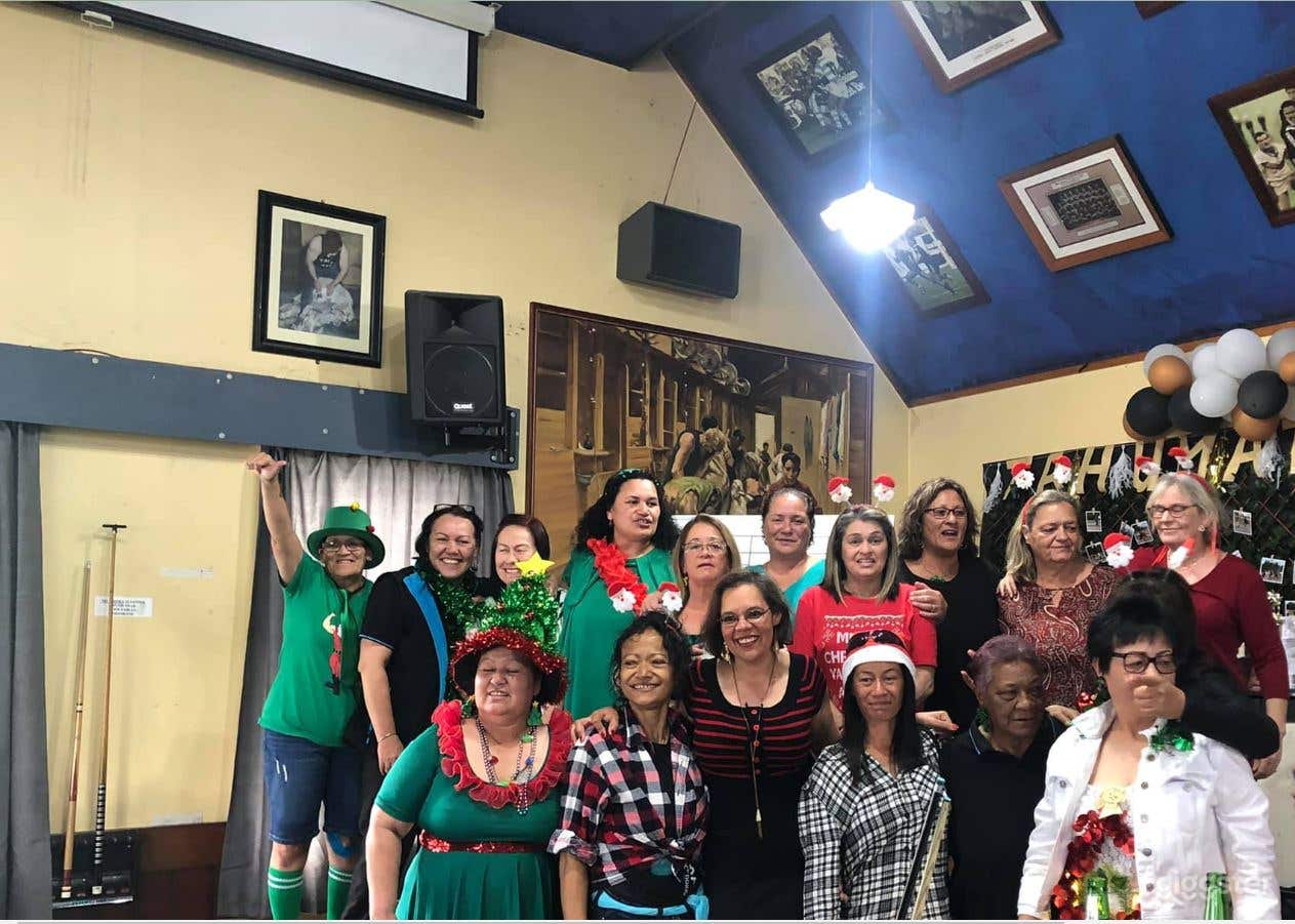 Country Style Bar Photo 2