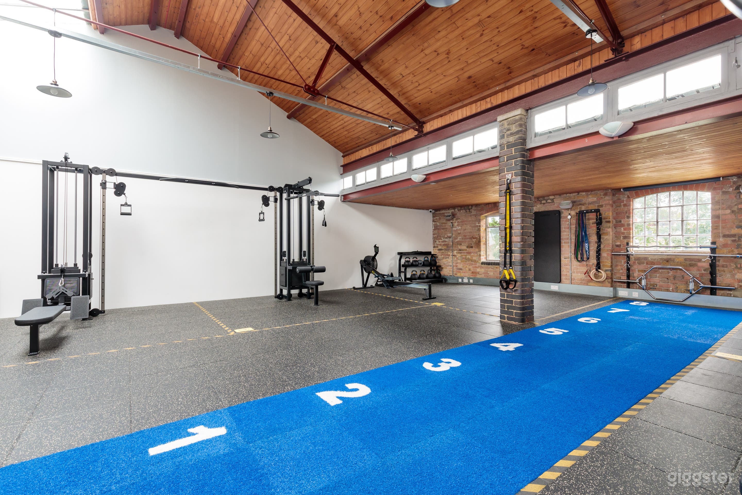 Gym to hire​,​ great for filming &amp; photo shoots Photo 2