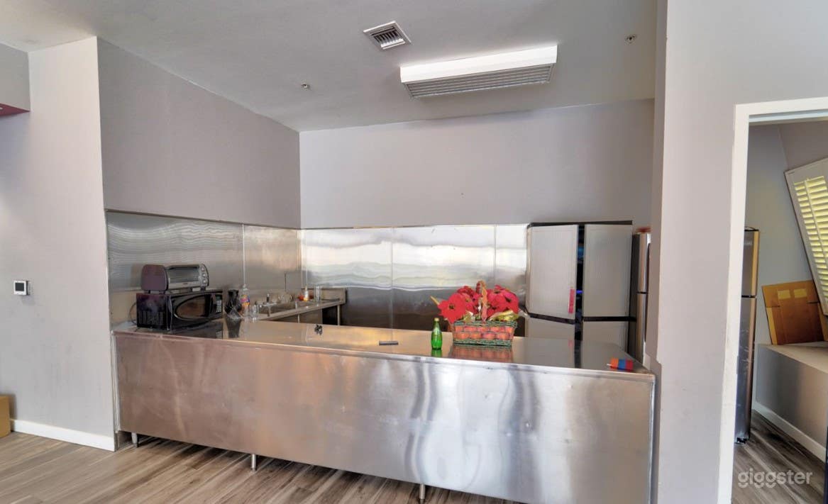 Community Center Ballroom with Kitchen Photo 2