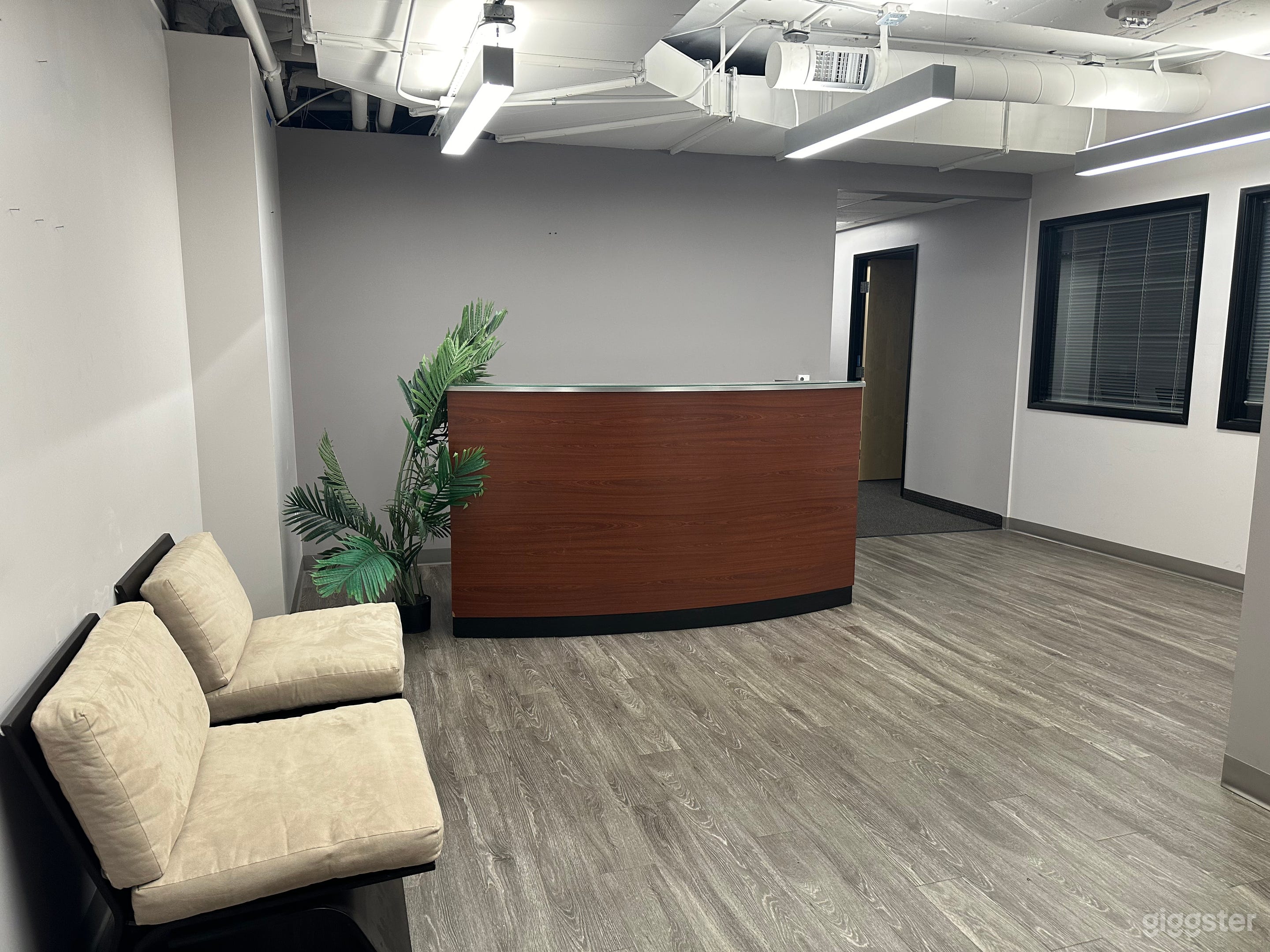 Suite 820: Office Cubicles / Break Room Photo 4
