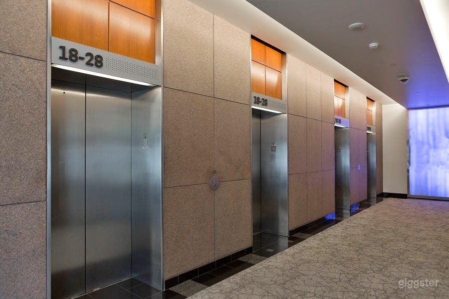 Small Conference Room Photo 4