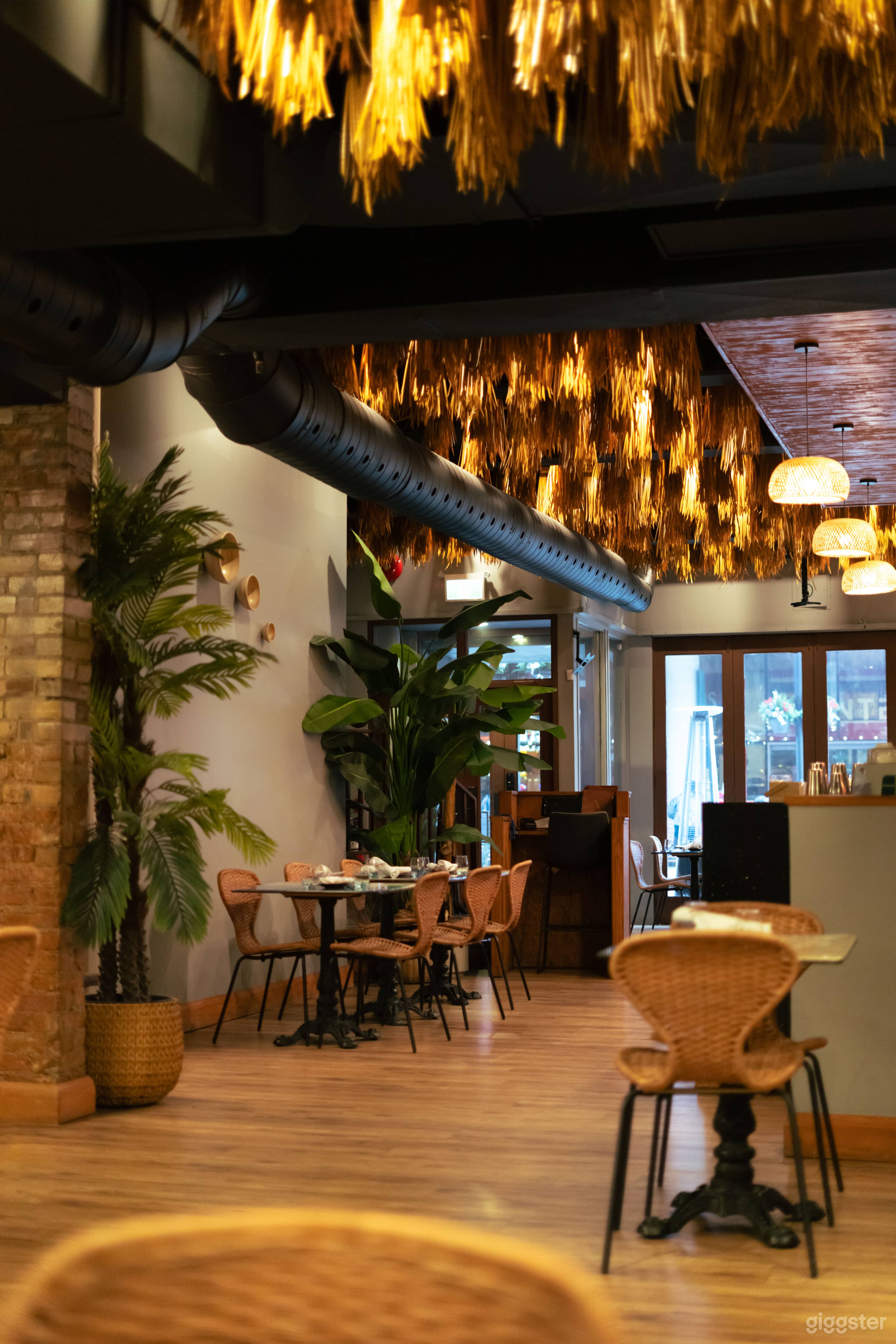 Stylish Mexican Restaurant in Toronto Photo 2