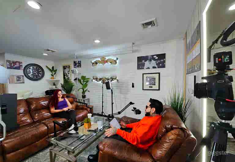  Prime Location for Photoshoot & PodcastStudio 